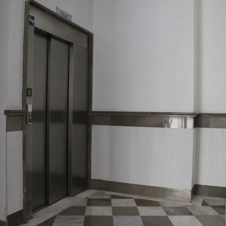 Centrico Piso Para 4 Al Lado Del Jardin Botanico Granada Buitenkant foto